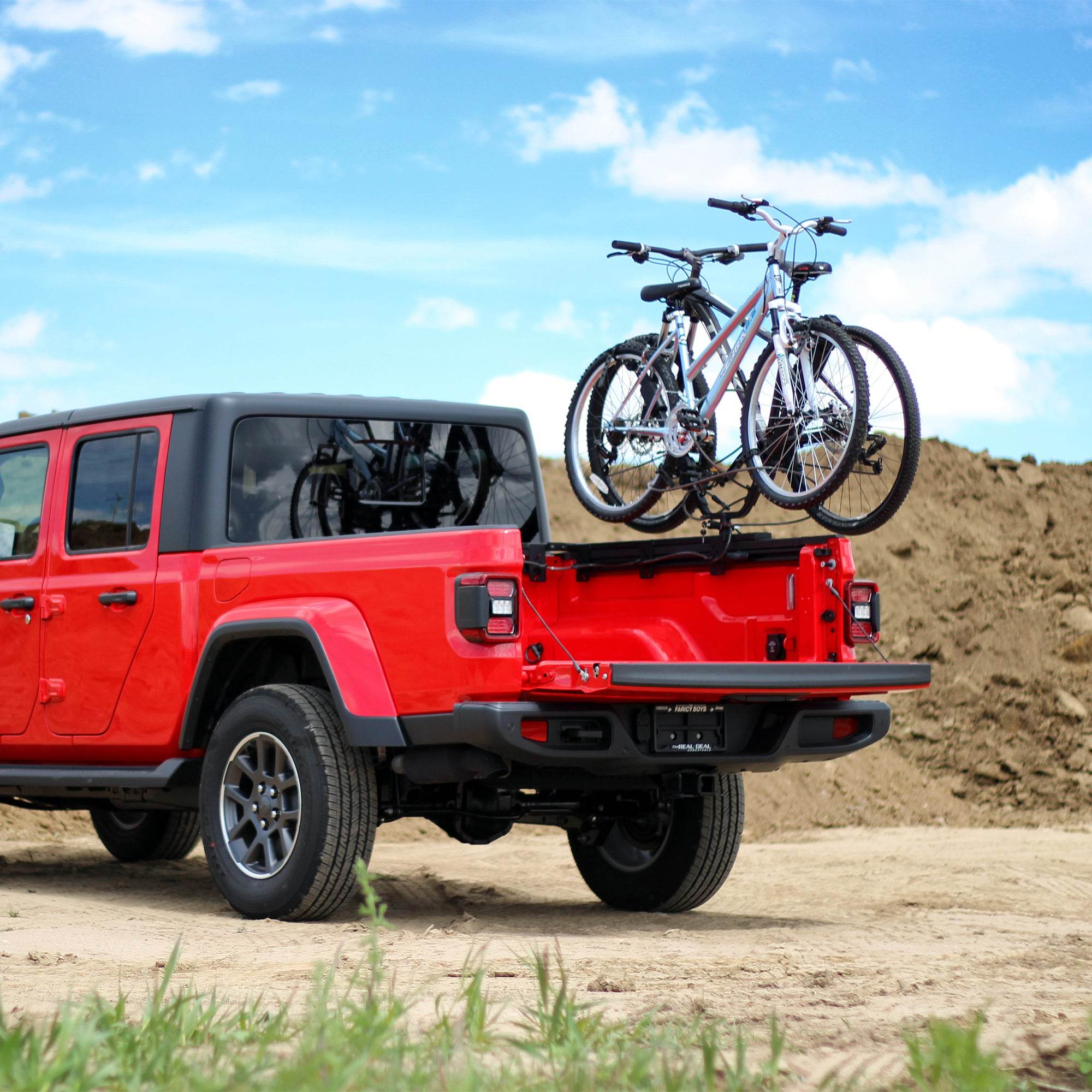 Half Nelson Channel 2-Bike Truck Bed Mount V-Rack - Let's Go Aero